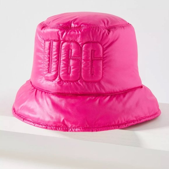 UGG Accessories - NWT UGG Quilted Logo Bucket Hat - Size S/M